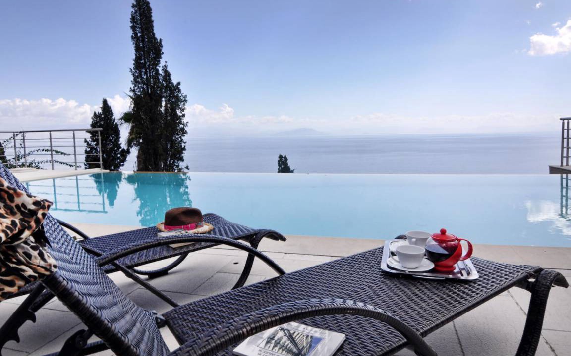 Photo of Patio Balcony in Perama