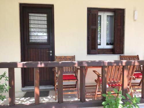 Photo of Patio Balcony in Nea Mesagkala