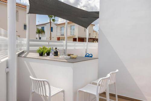 Photo of Patio Balcony in Pernera