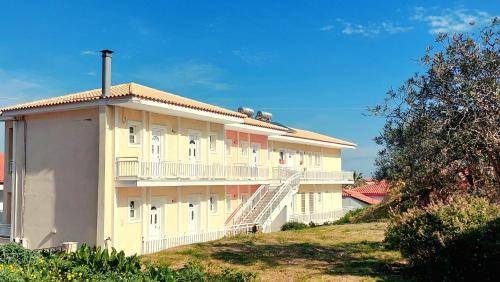 Photo of Buildings in Argassi