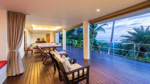Photo of Patio Balcony in Na Thon