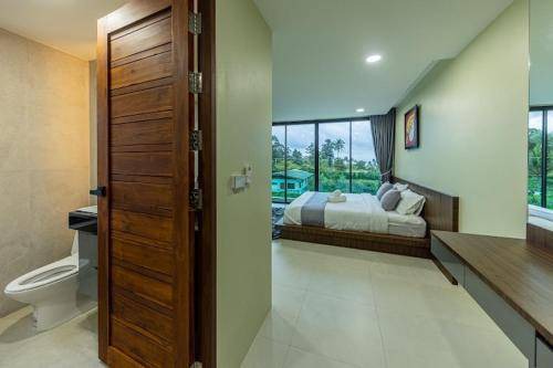Photo of Bathroom in Khanom