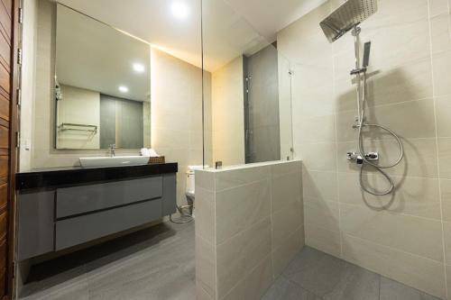 Photo of Bathroom in Khanom