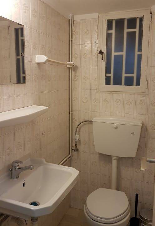 Photo of Bathroom in Kypseli
