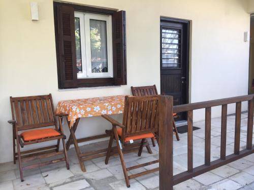 Photo of Patio Balcony in Nea Mesagkala