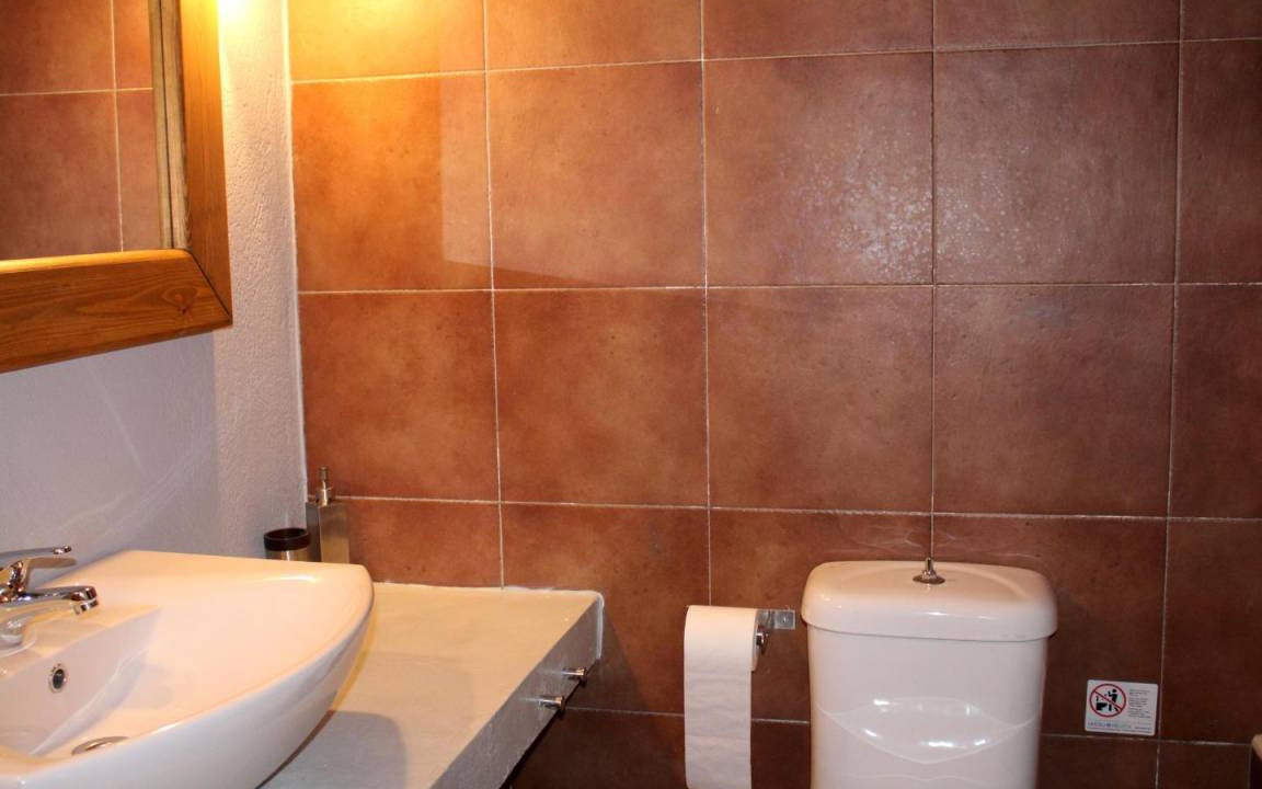 Photo of Bathroom in Skoutari