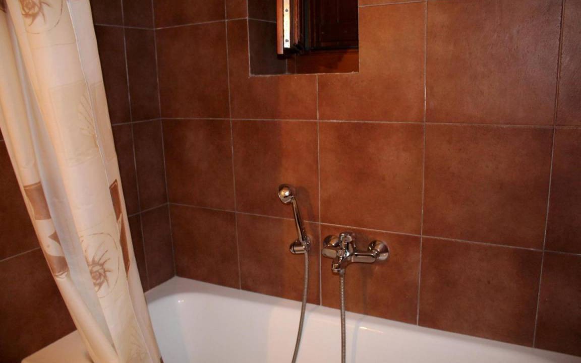 Photo of Bathroom in Skoutari