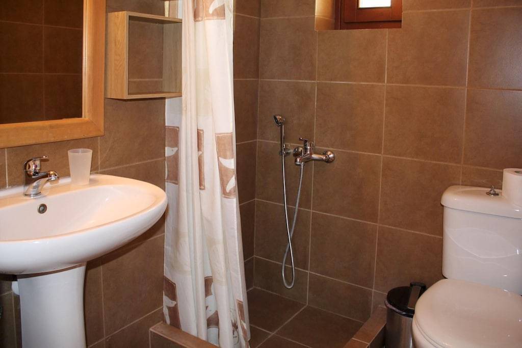 Photo of Bathroom in Skoutari