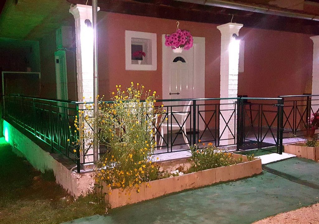 Photo of Buildings in Marathias