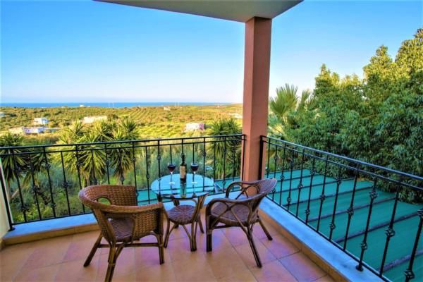 Photo of Patio Balcony in Adele