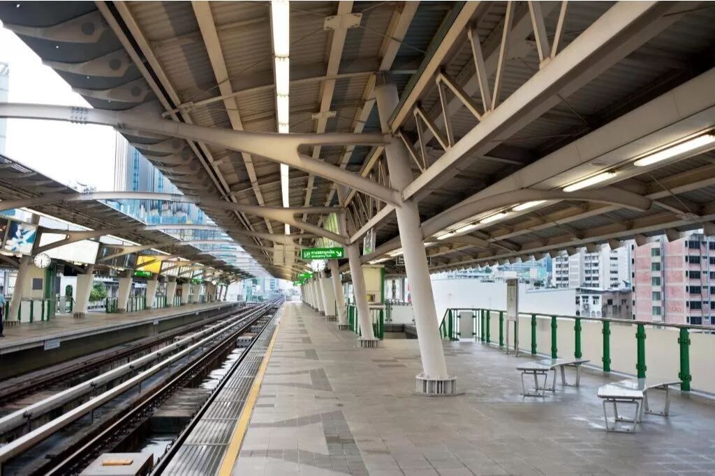 Photo of Buildings in Ploenchit