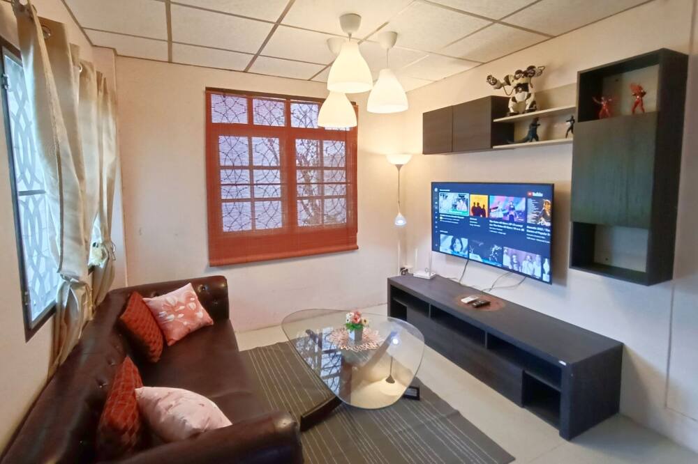 Photo of Livingroom in Phra Khanong