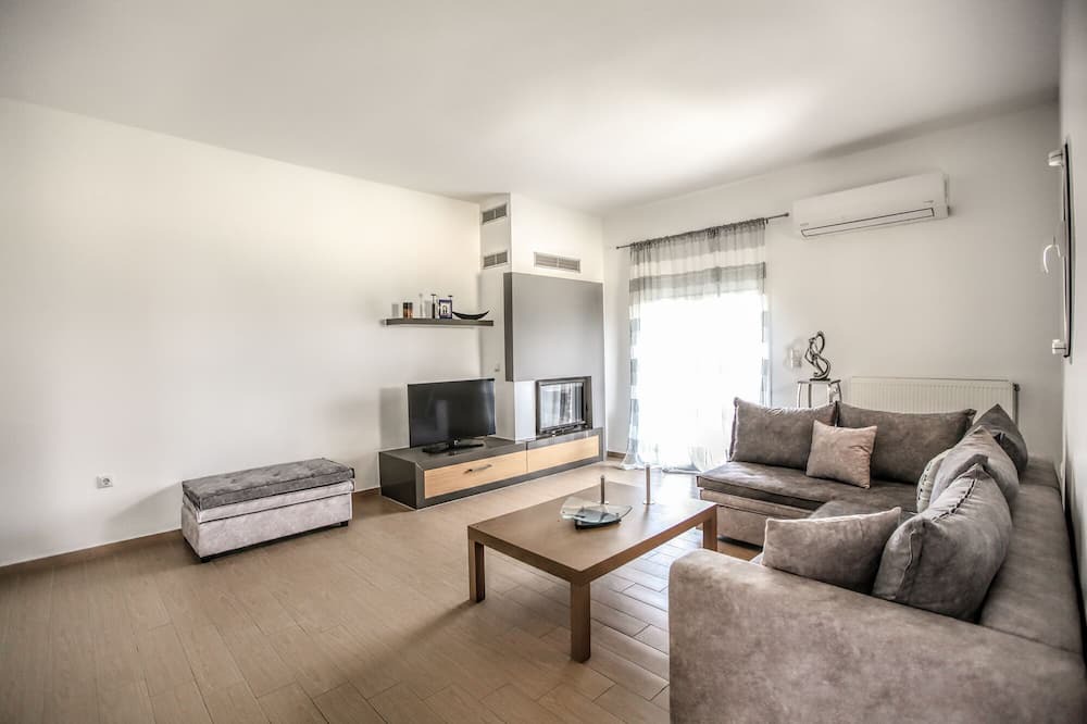 Photo of Livingroom in Kalambaka