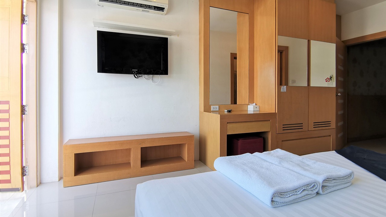 Photo of Bedroom in Chalong