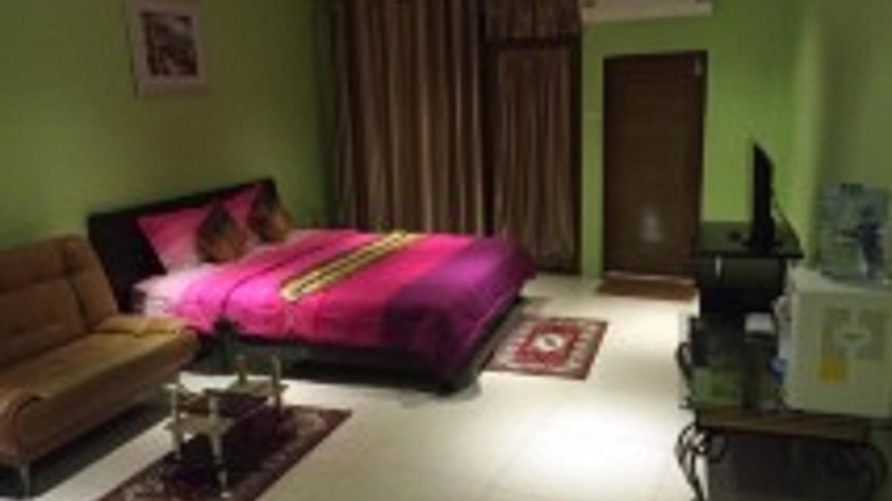 Photo of Bedroom in Khlong Toei