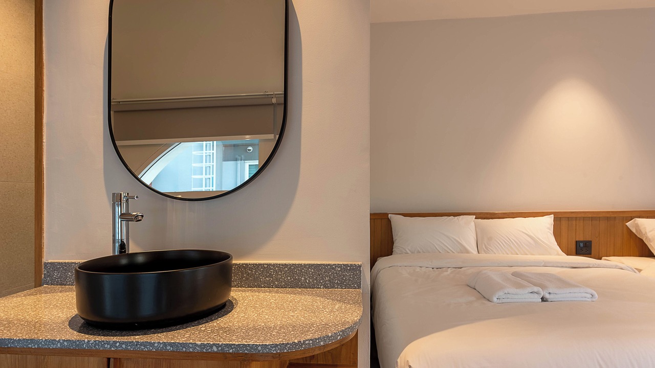Photo of Bedroom in Thanon Phaya Thai