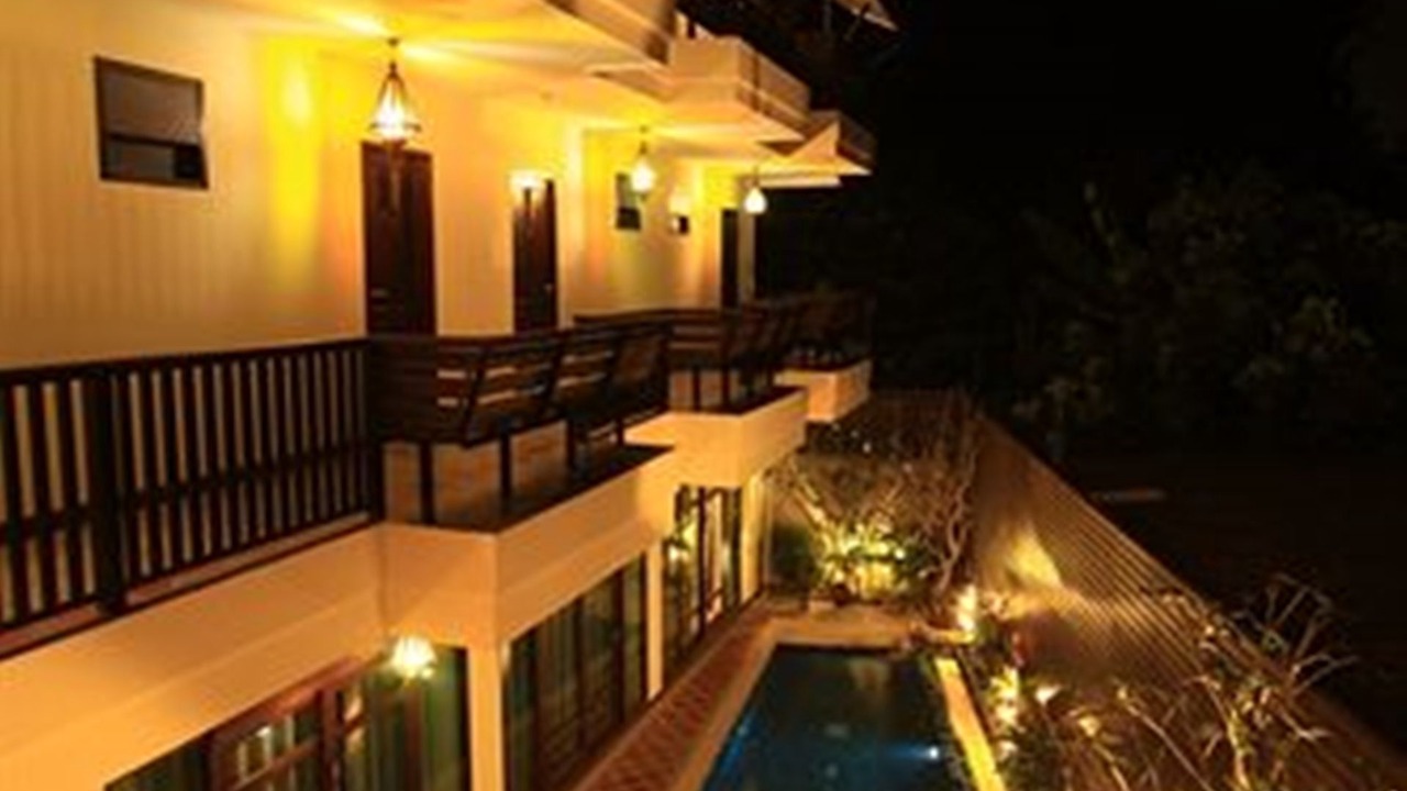 Photo of Outdoor in Wua Lai
