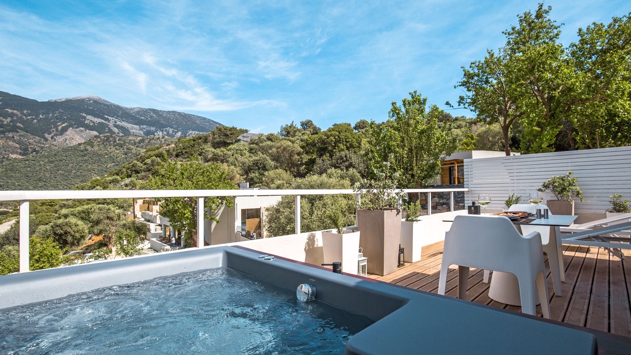 Photo of Patio Balcony in Moni