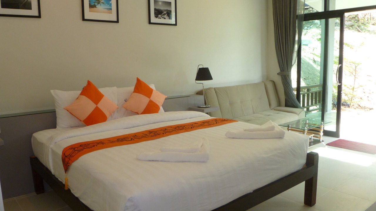 Photo of Bedroom in Haad Yao