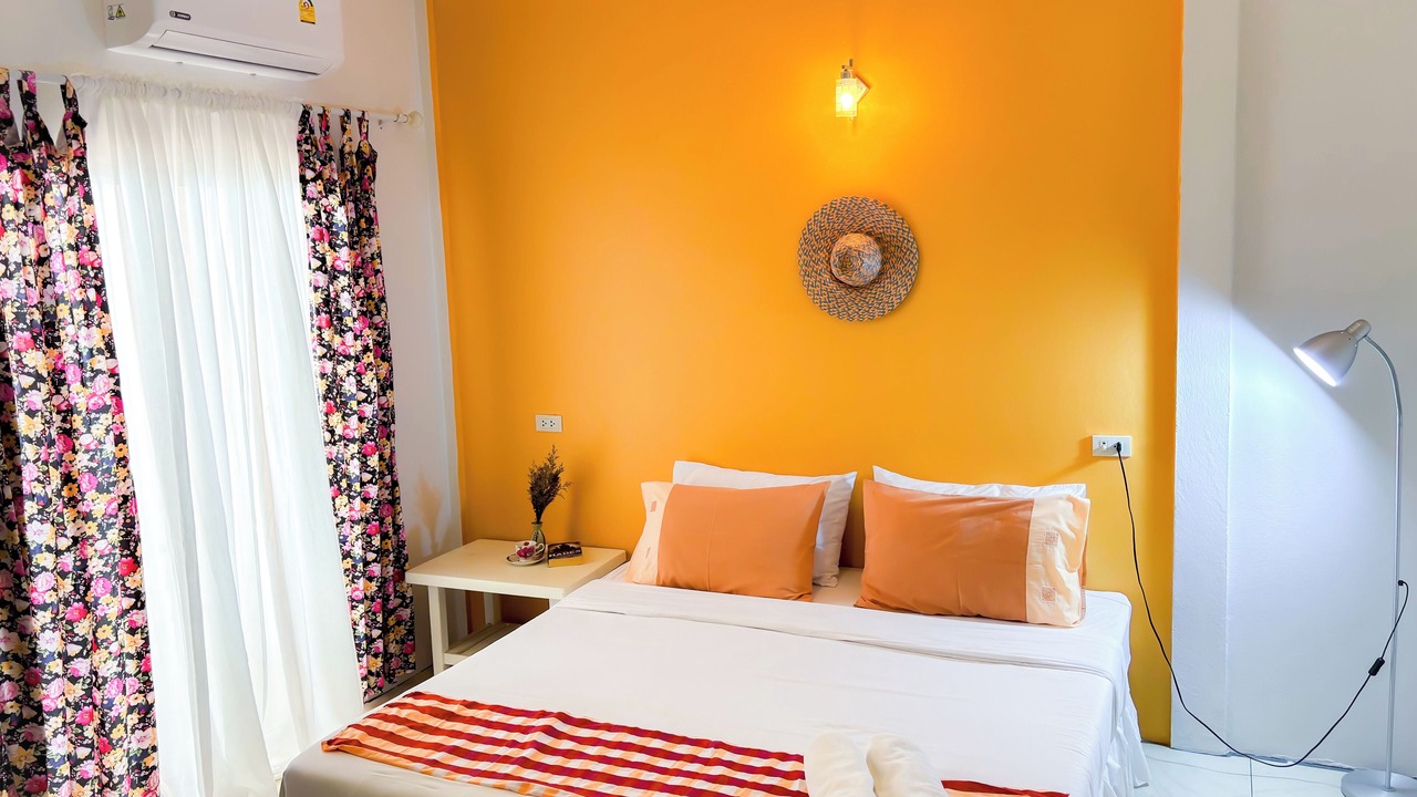 Photo of Bedroom in Khuekkhak