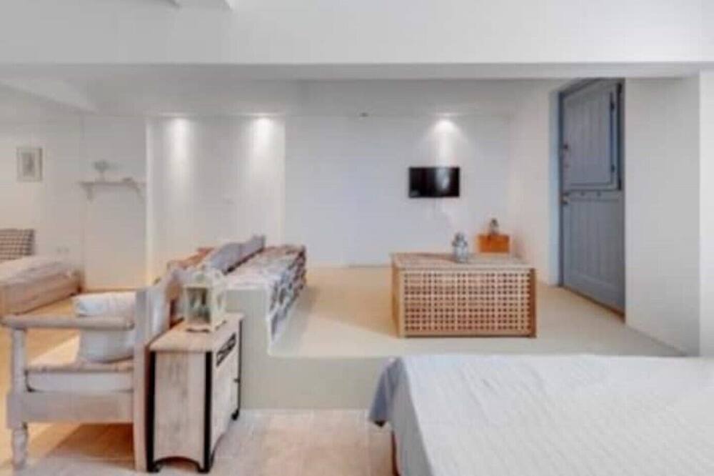 Photo of Bedroom in Posidonia