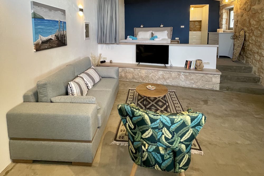 Photo of Livingroom in Sivota