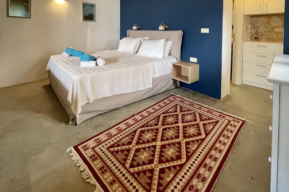 Photo of Bedroom in Sivota