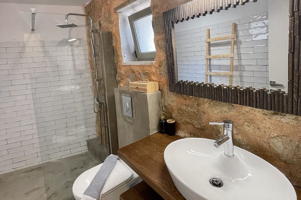 Photo of Bathroom in Sivota