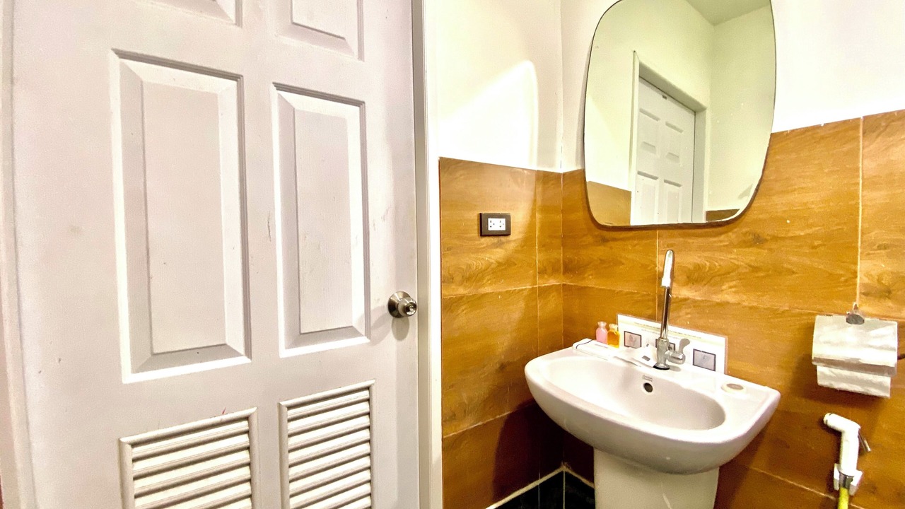 Photo of Bathroom in Ko Phi Phi