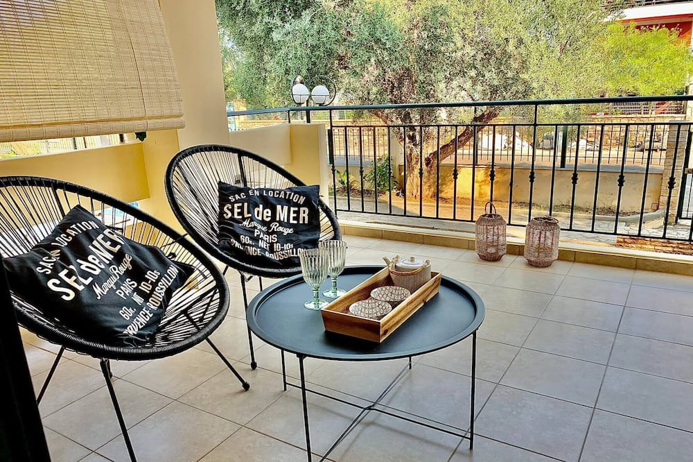 Photo of Bedroom in Aigialeia