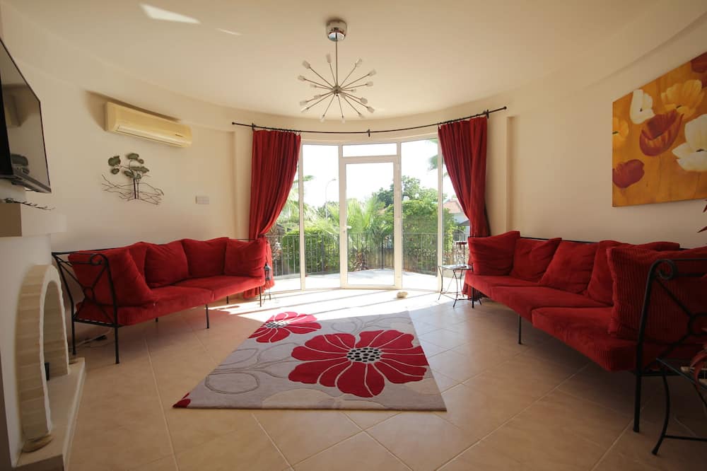 Photo of Livingroom in Karsiyaka