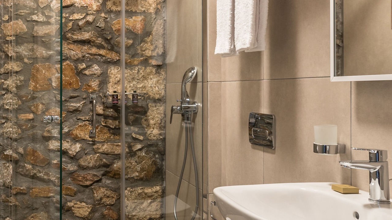 Photo of Bathroom in Koukaki