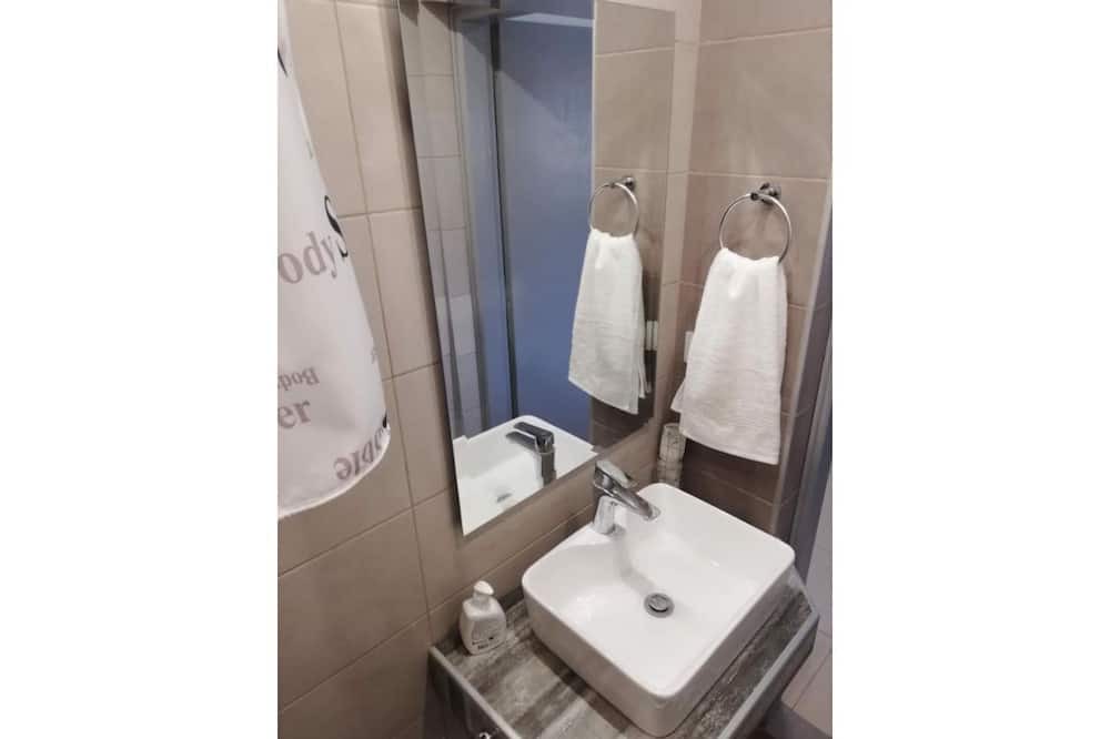 Photo of Bathroom in Pineios