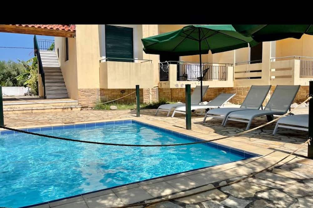 Photo of Outdoor in Aigialeia