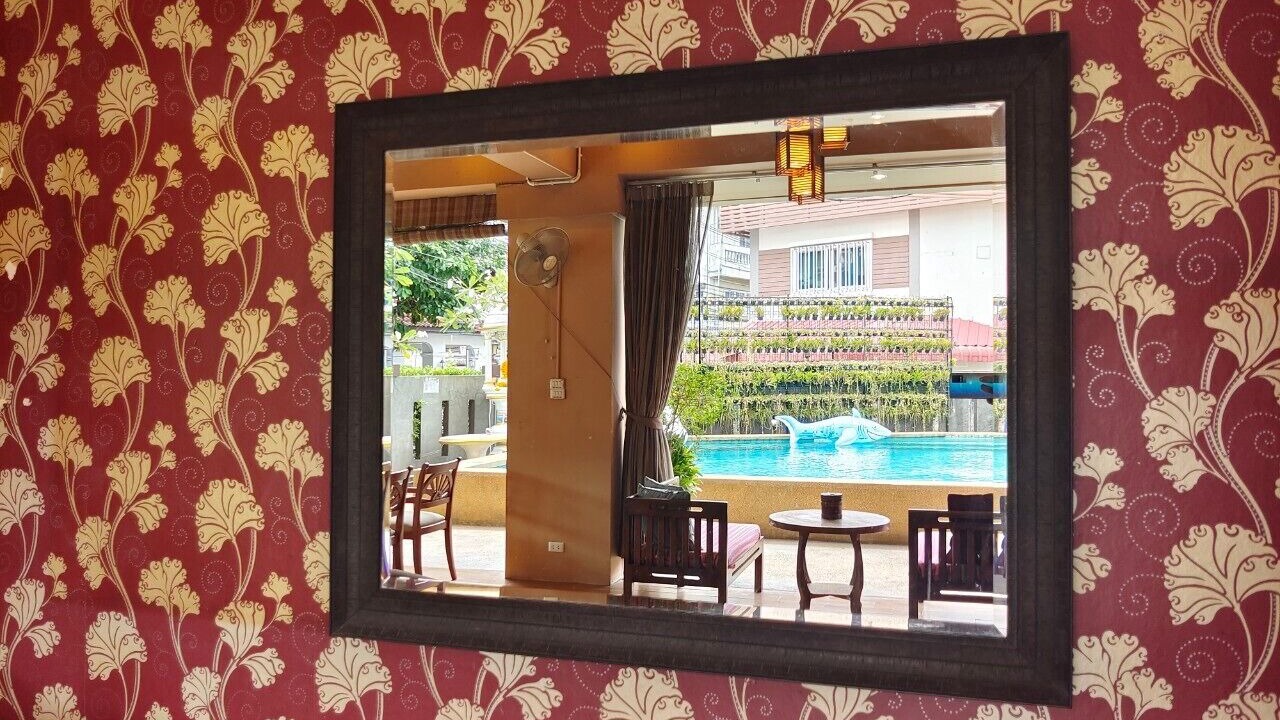 Photo of Outdoor in Wua Lai