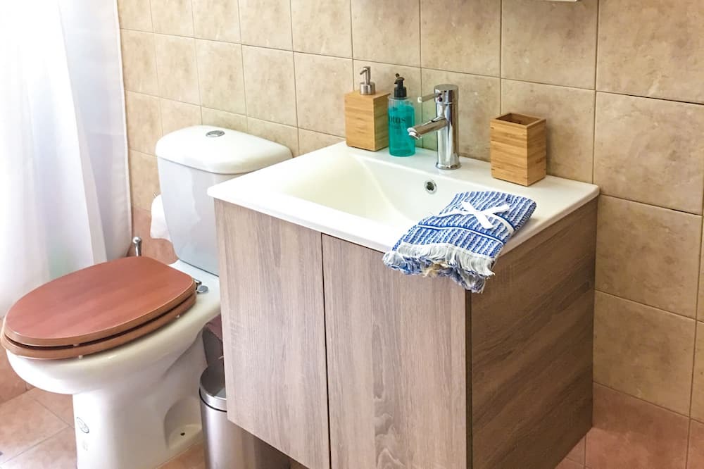 Photo of Bathroom in Aigialeia