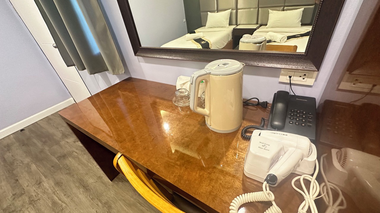 Photo of Bedroom in Samsen Nok