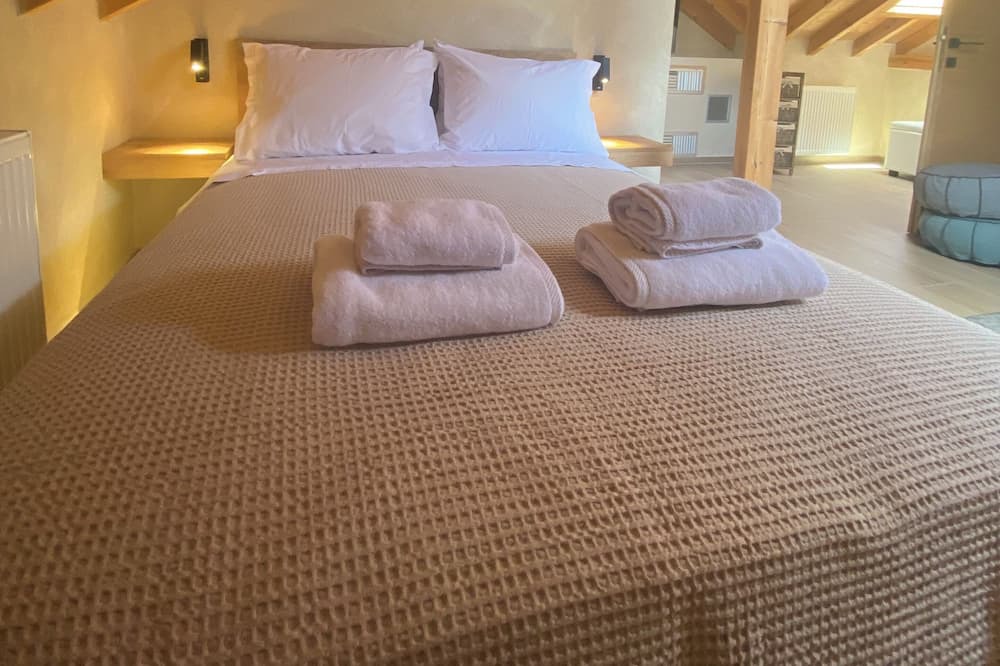 Photo of Bedroom in Aristi