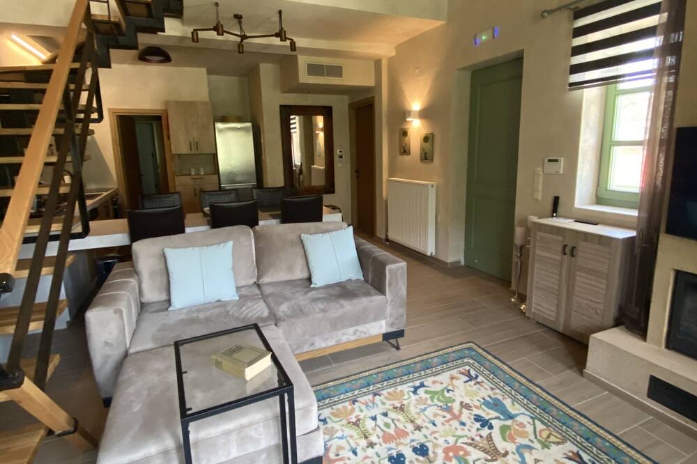 Photo of Livingroom in Aristi