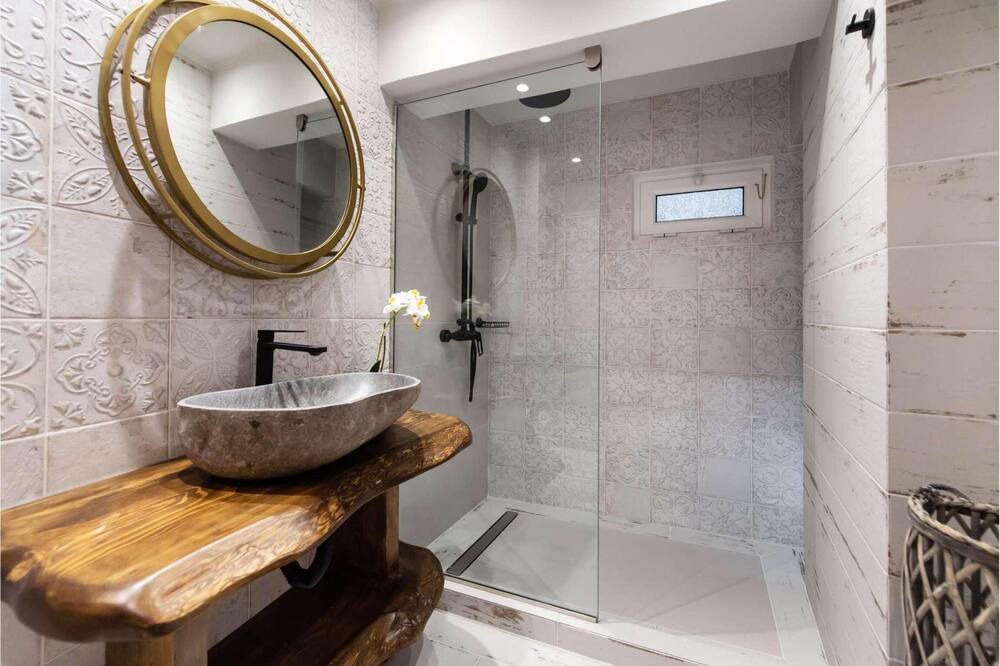 Photo of Bathroom in Vlicho