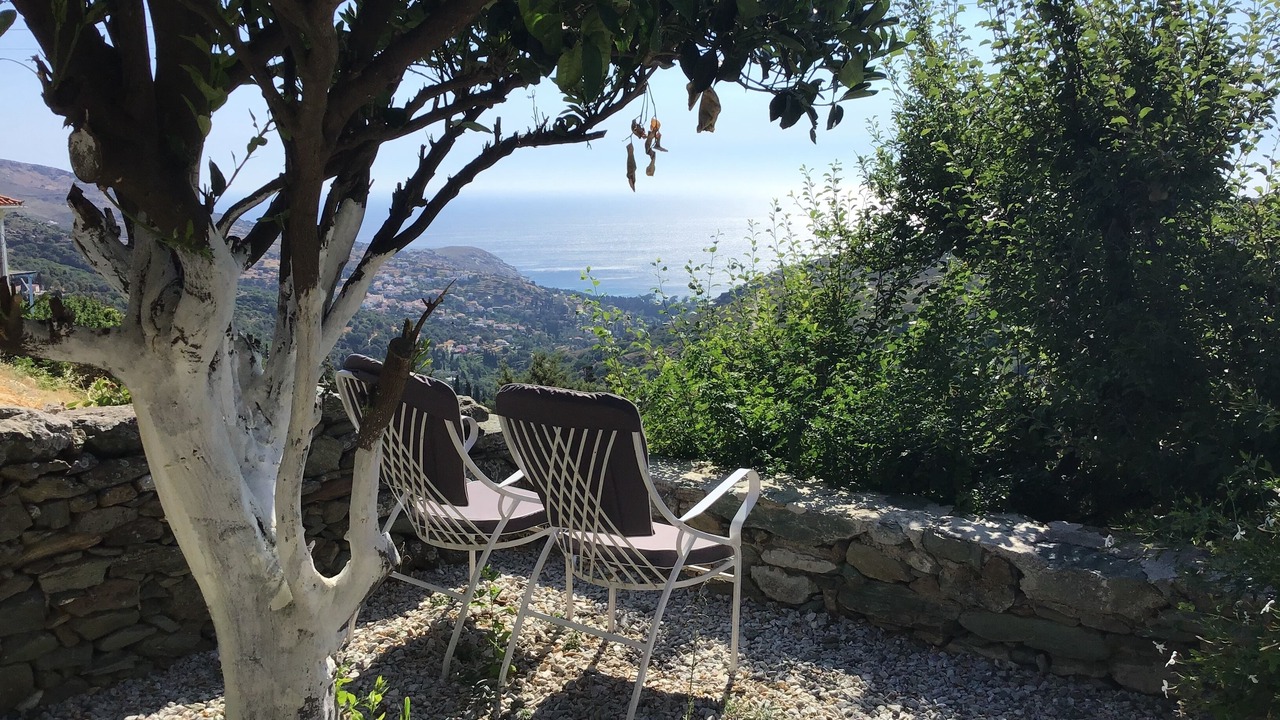 Photo of Outdoor in Apikia