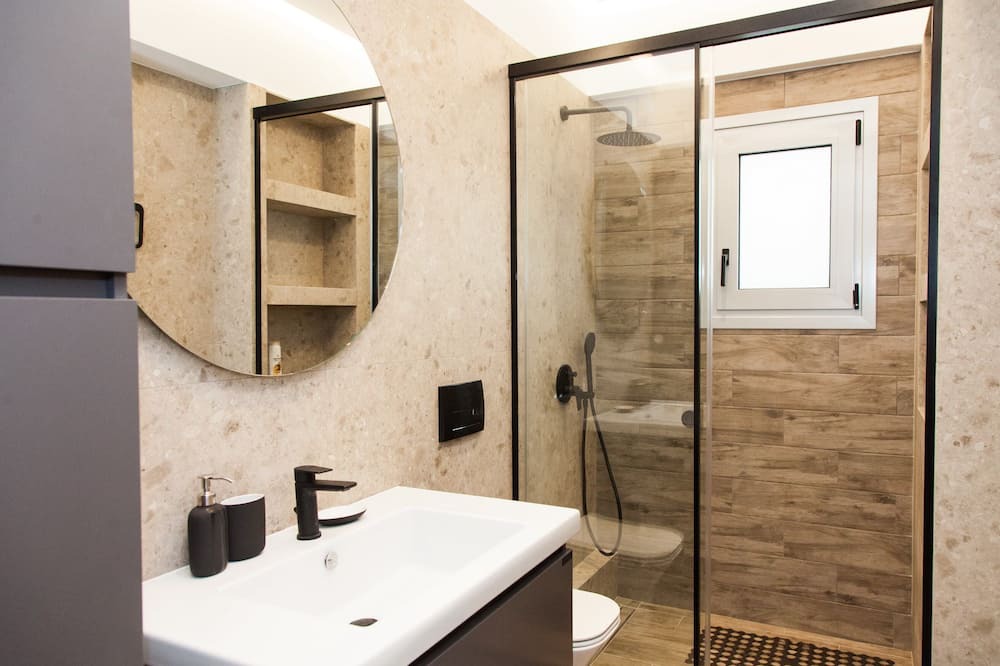 Photo of Bathroom in Goudi