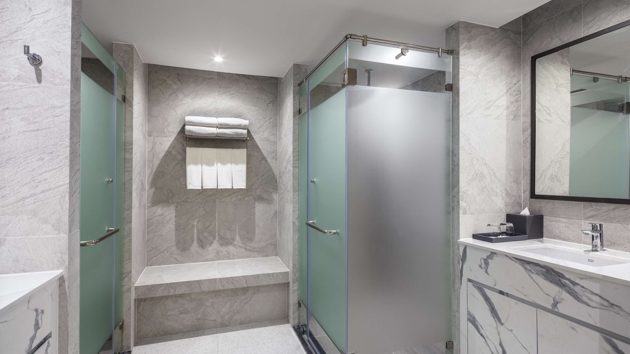 Photo of Bathroom in Rama 9