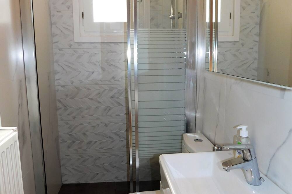 Photo of Bathroom in Kefalas