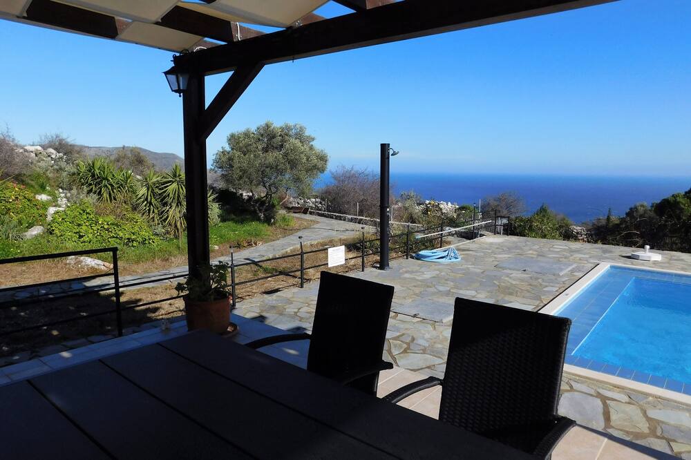 Photo of Outdoor in Kefalas