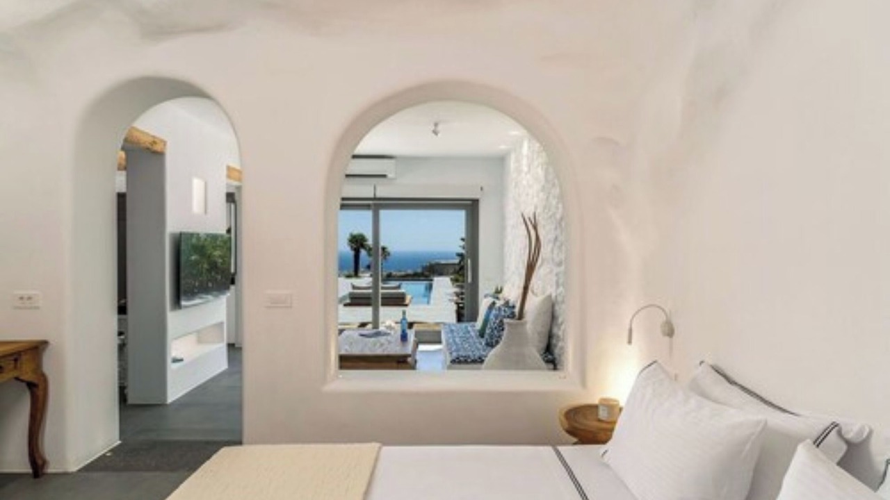 Photo of Outdoor in Fira