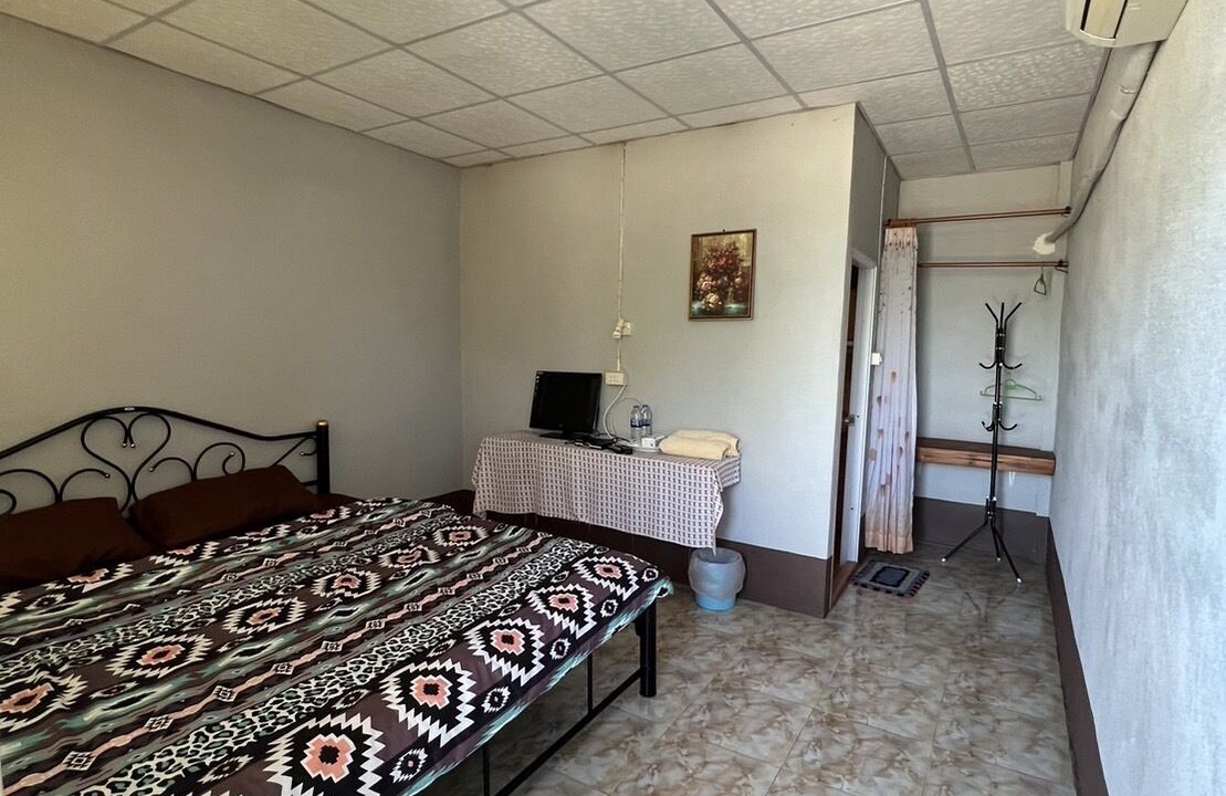 Photo of Bedroom in Si Don Chai