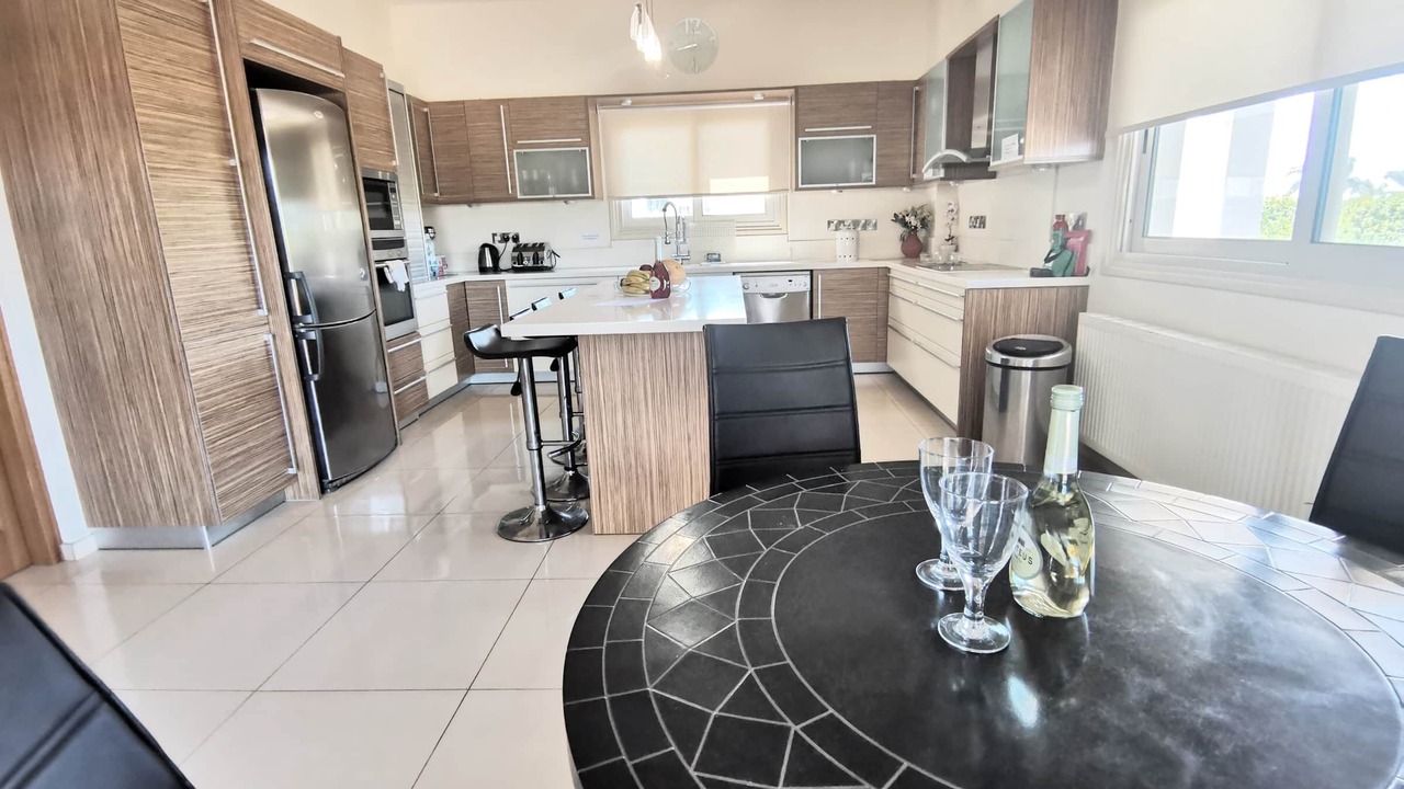 Photo of Kitchen in Frenaros