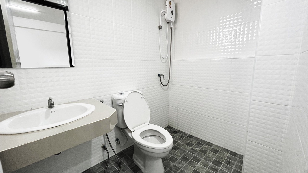 Photo of Bathroom in Krathum Baen