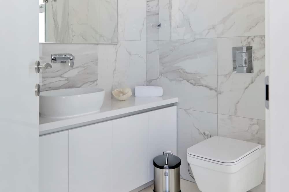 Photo of Bathroom in Paralimni